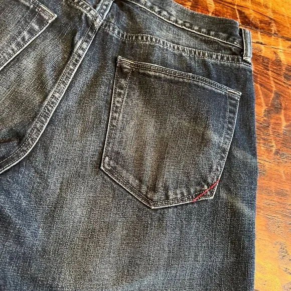 Banana Republic Vintage Straight Jeans 31X34 - Picture 12 of 14